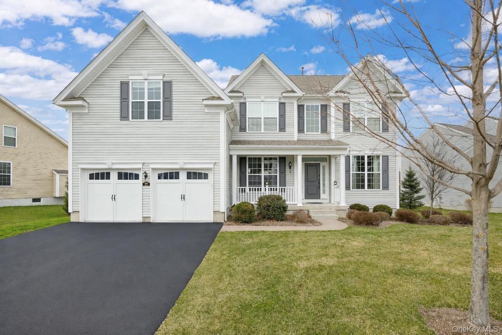 Photo of 27 E Van Buren Way, Hopewell Junction, NY 12533 (MLS # 975233)