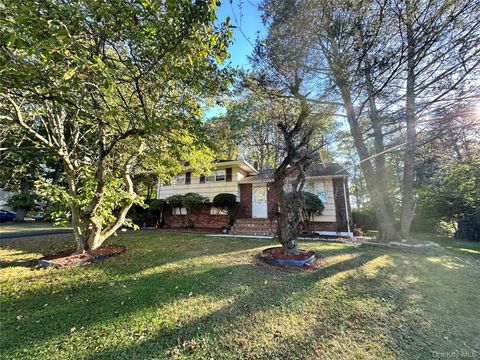 Homes For Sale - 12 Dwight Avenue<br/> Spring Valley, NY 10977