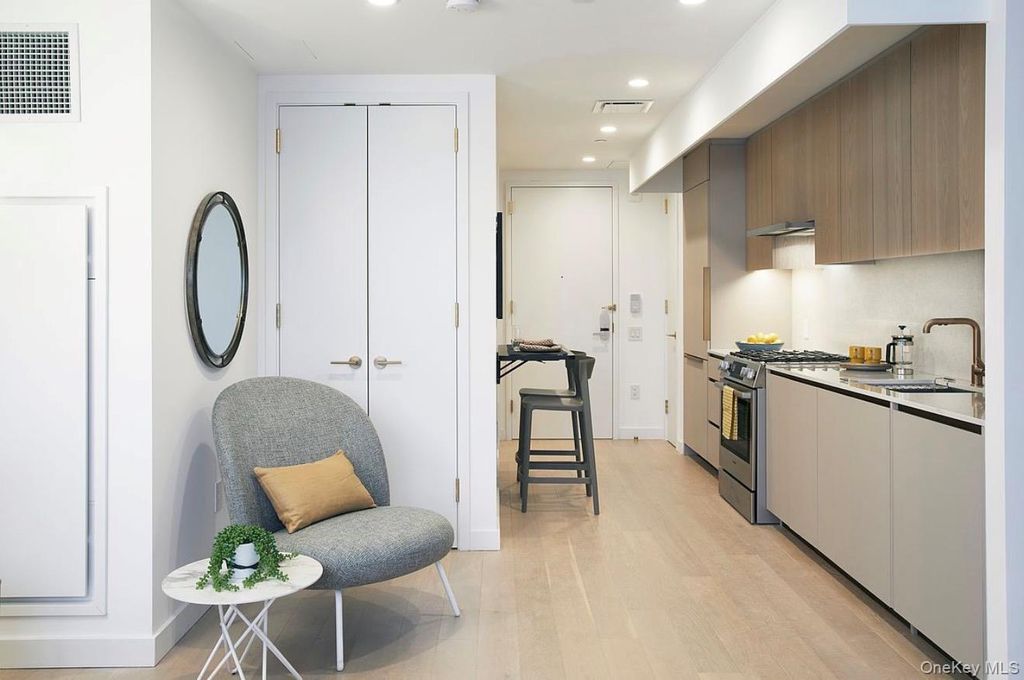 Photo of 3 Court Square #404, Long Island City, NY 11101 (MLS # 986305)