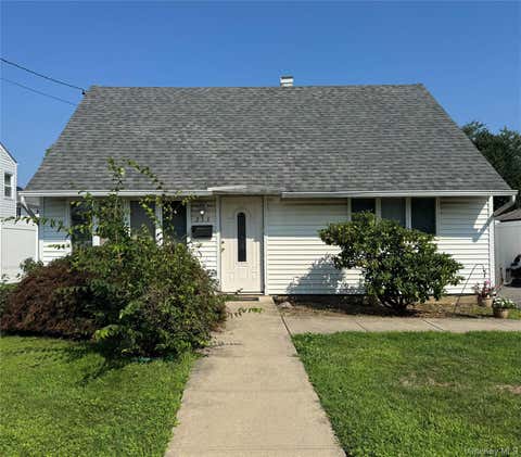 Homes For Sale - 253 Forest Avenue<br/> Massapequa, NY 11758