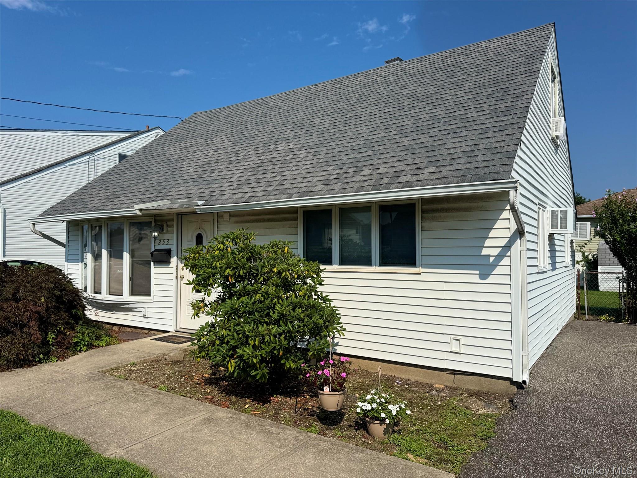 253 Forest Avenue