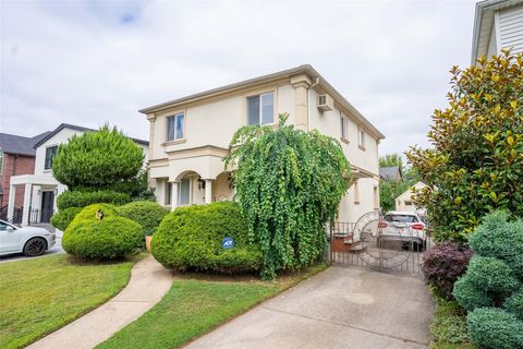 145-67 5th Avenue Whitestone NY 11357