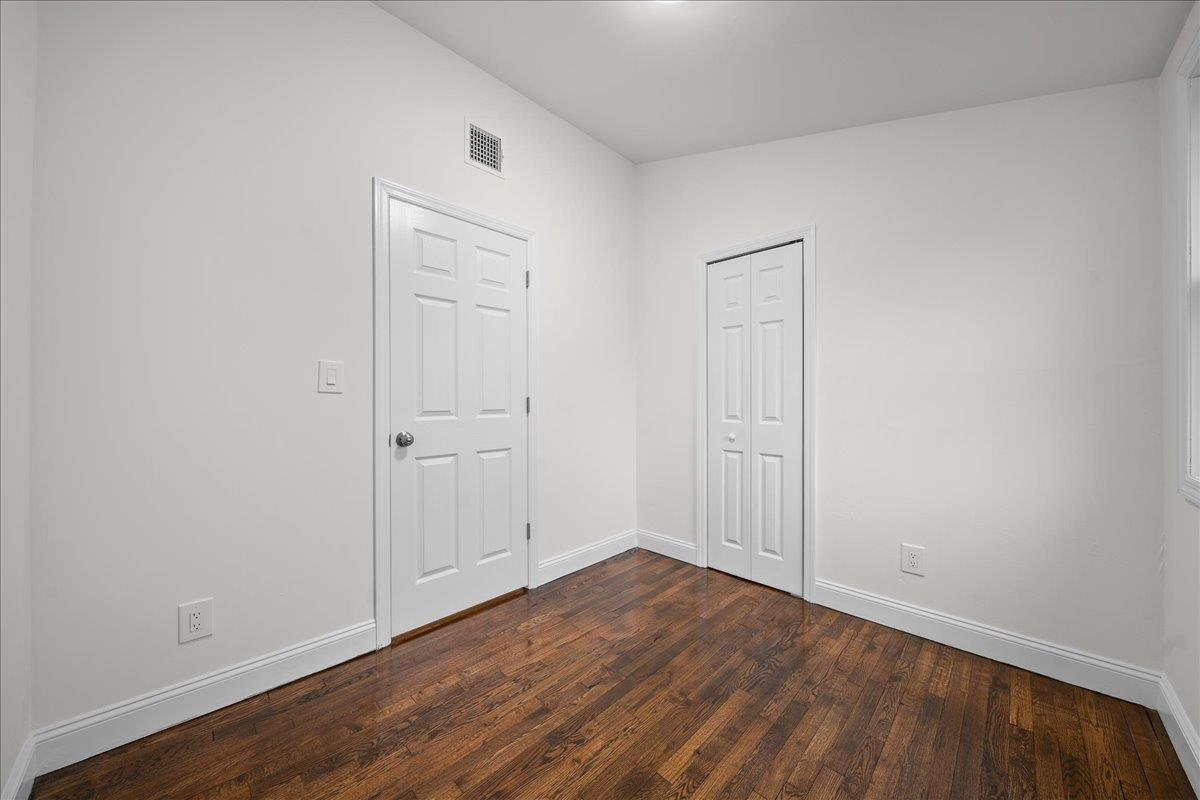 1 Cougar Court, Holtsville, New York image 24
