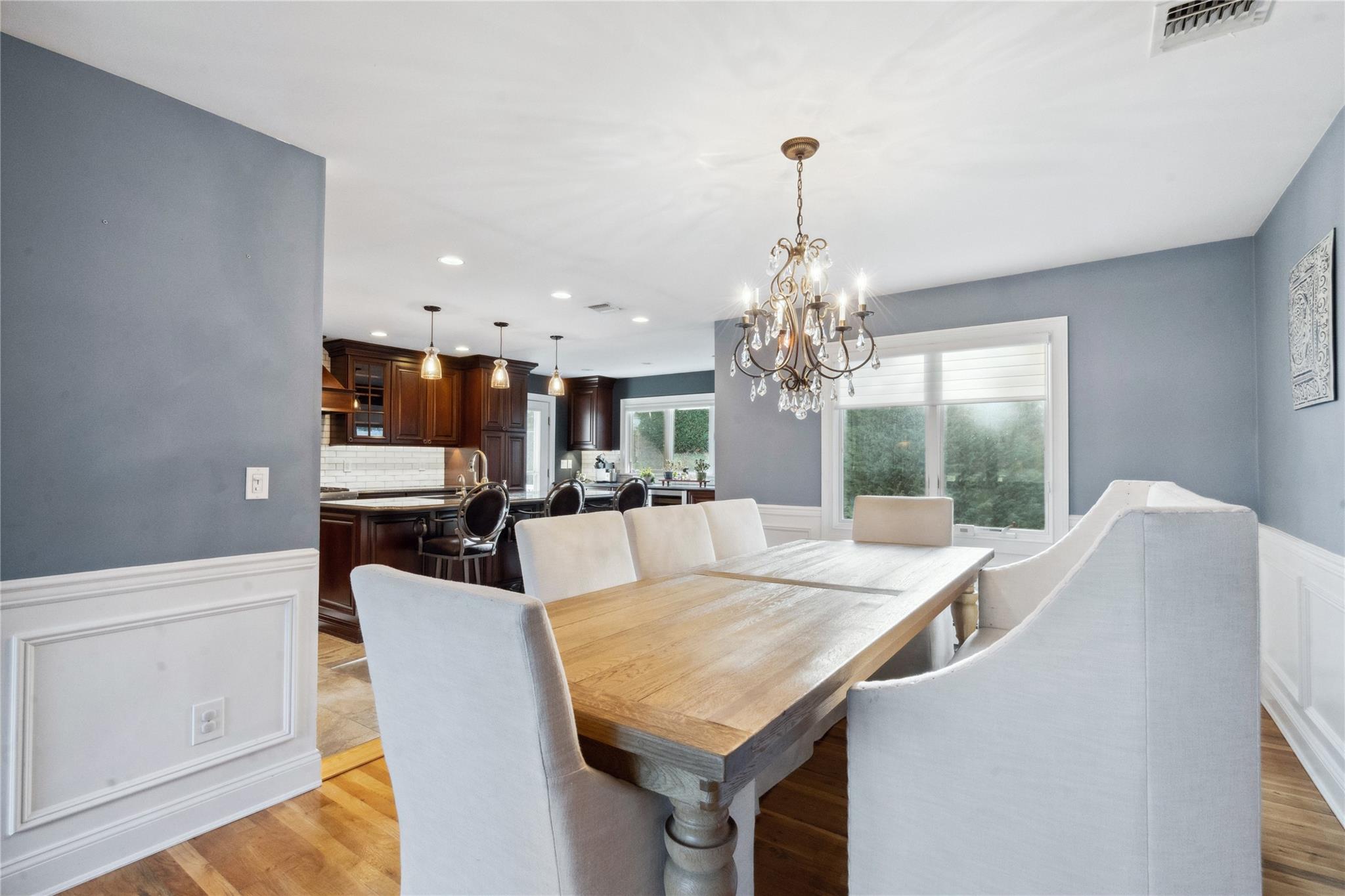 49 Cross Bow Lane, Commack, New York image 13