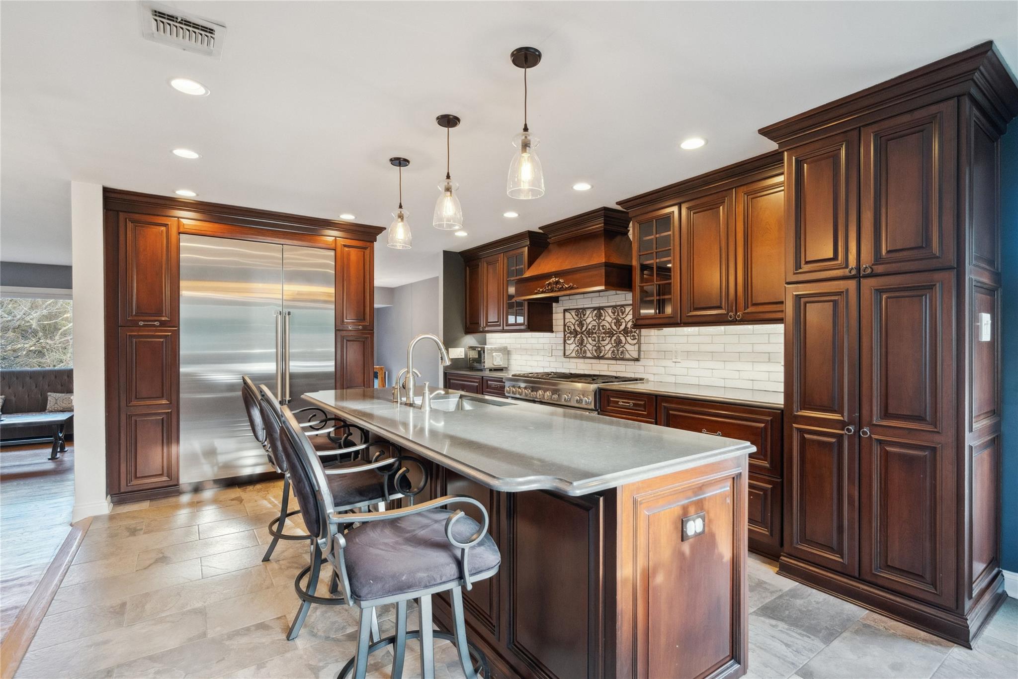 49 Cross Bow Lane, Commack, New York image 17