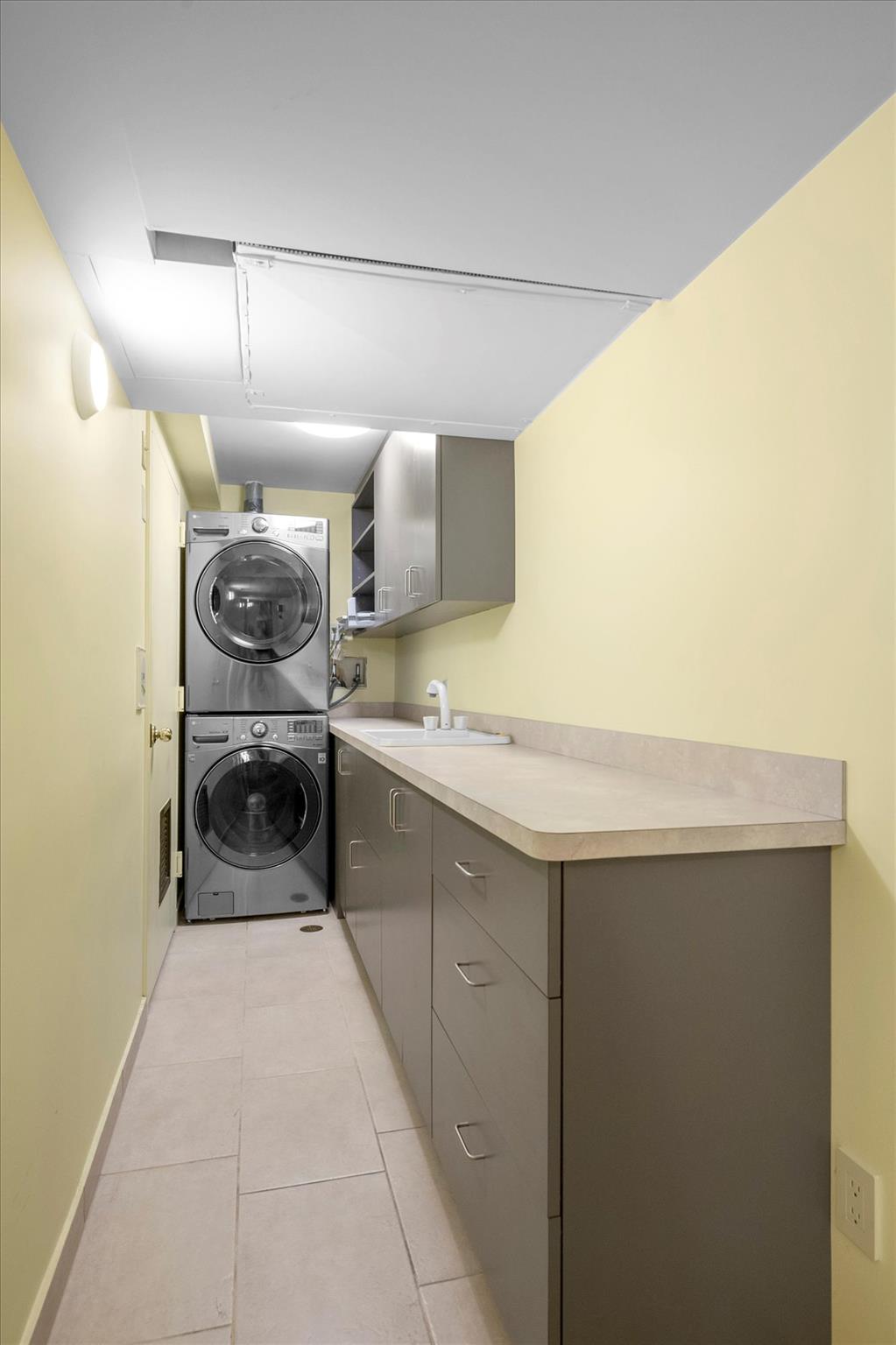149-02 11 Avenue, Whitestone, New York image 33
