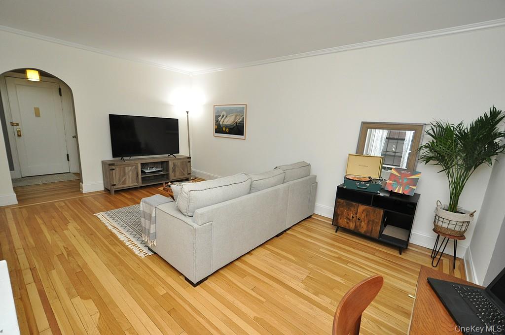 61 W Grand Street 0-C