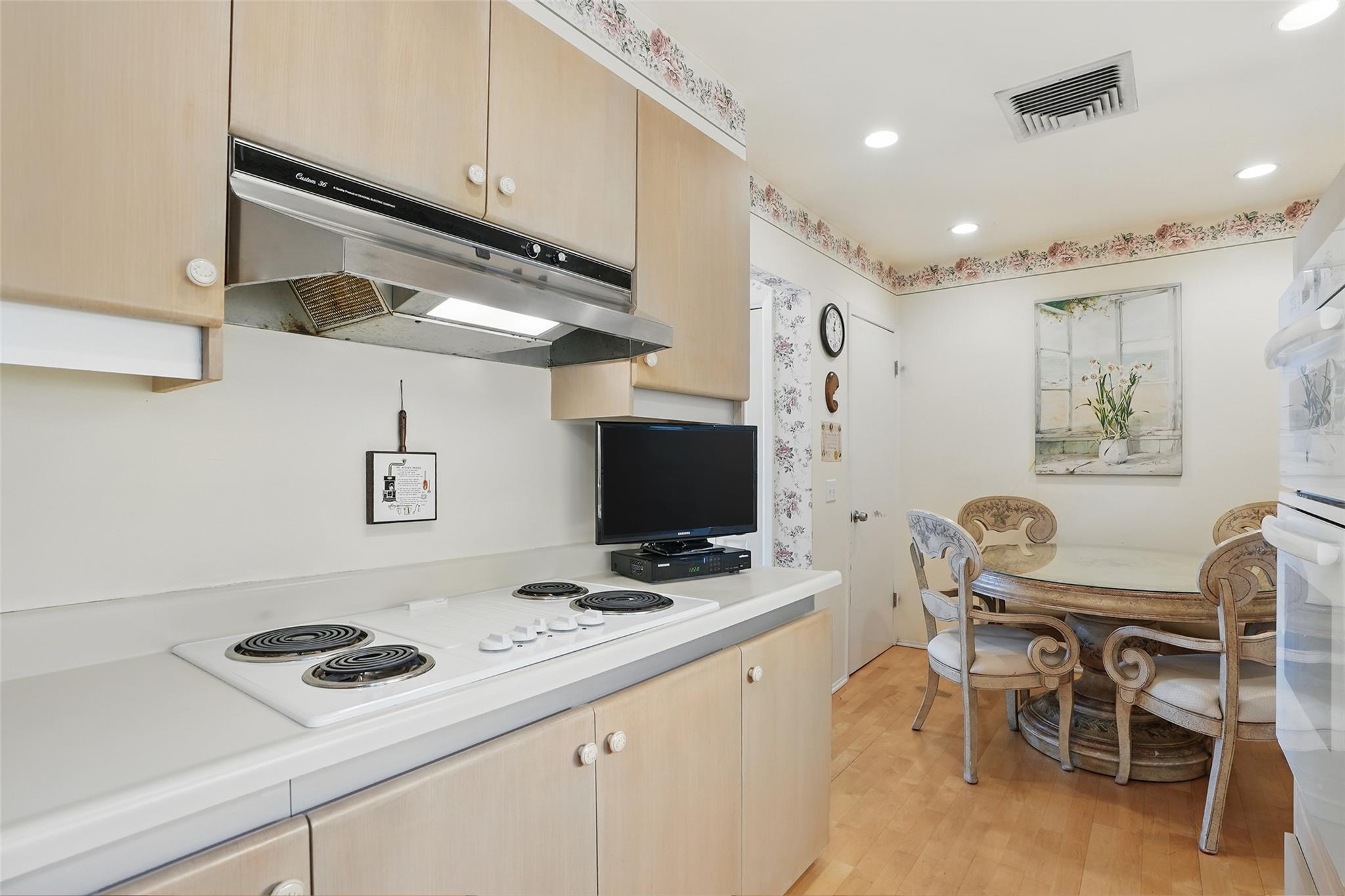 16 Waters Edge #16, Rye, New York image 12