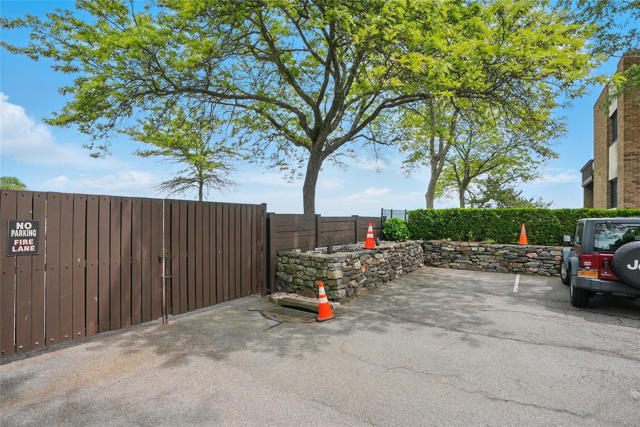 16 Waters Edge #16, Rye, New York image 23