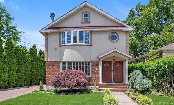245-47 60TH LITTLE NECK AVENUE # 4B, LITTLE NECK, NY 11362 - Image 39dcc9e09004a36b963559bee7dae801/1987018147