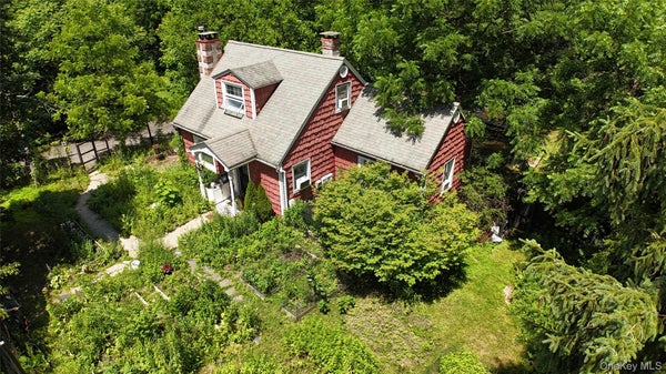 12 TUSCANY DR # 8-12, WAPPINGERS FALLS, NY 12590 - Image 39ddd467903d949bb2d2cba3a6e42689/4234036698