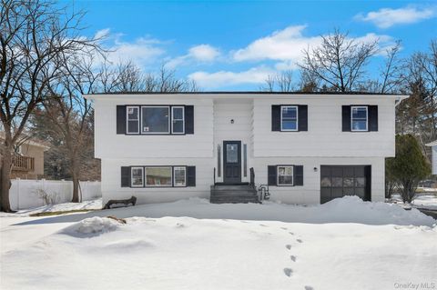 Homes For Sale - 10 Roman Acres Drive<br/> Garnerville, NY 10923