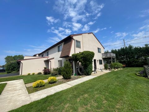 Homes For Sale - 1 Anchorage Way #1501<br/> Nassau County, Hempstead, NY 11520