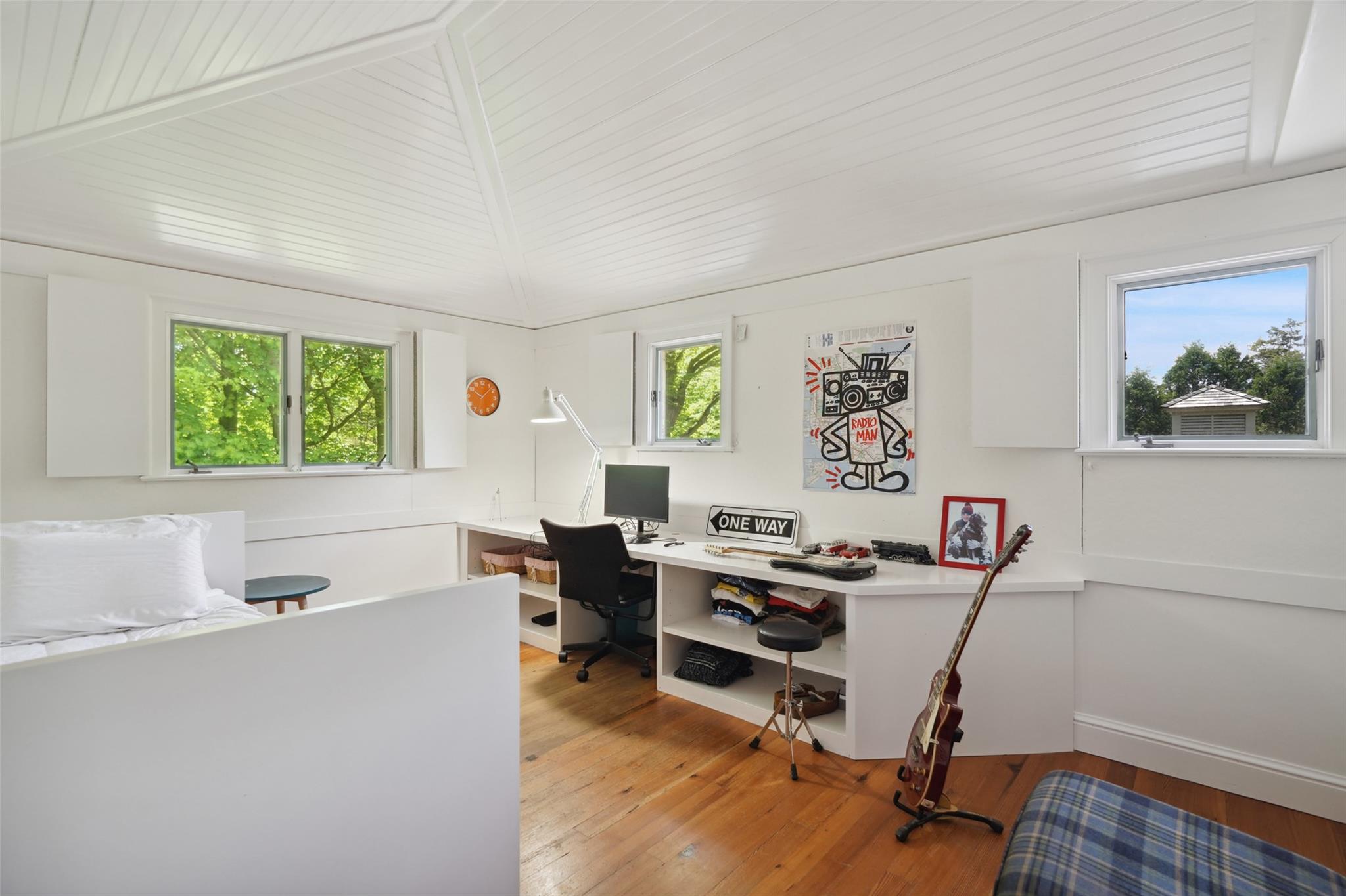 432 Cantitoe Street, Bedford, New York image 25