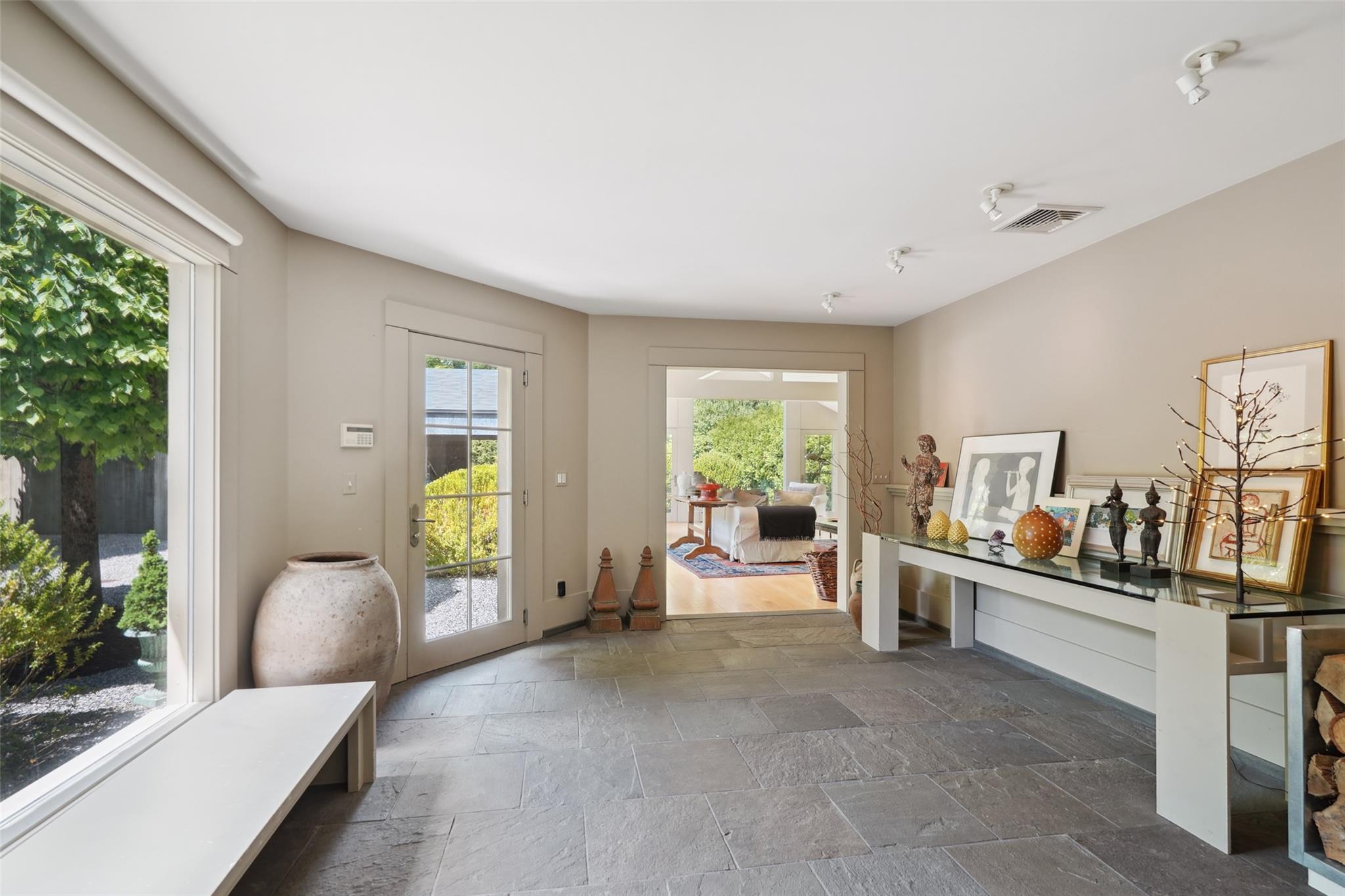 432 Cantitoe Street, Bedford, New York image 9