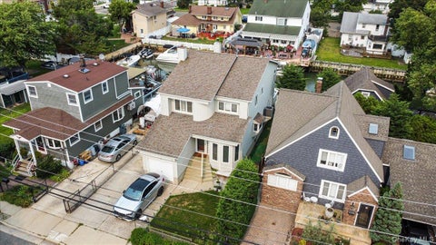 Photo of 117 Gordon Place, Freeport, NY 11520 (MLS # 1029360)