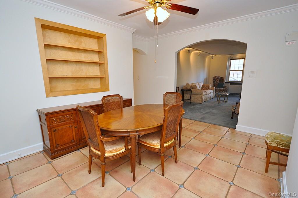 Scarsdale, New York 10583, United States, 2 Bedrooms Bedrooms, ,2 BathroomsBathrooms,Residential,Active,235020