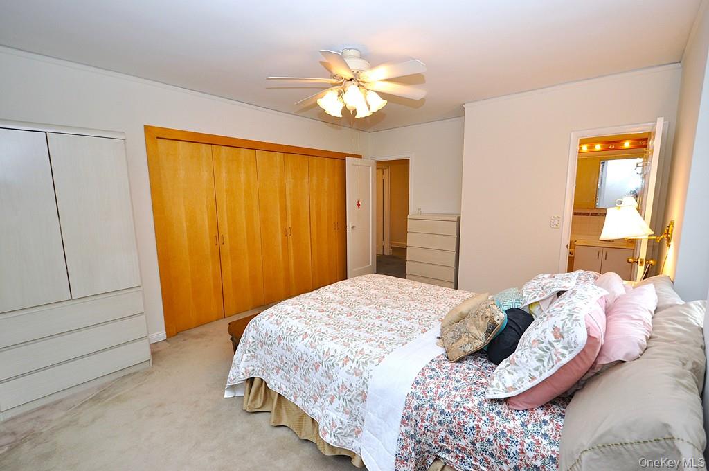Scarsdale, New York 10583, United States, 2 Bedrooms Bedrooms, ,2 BathroomsBathrooms,Residential,Active,235020