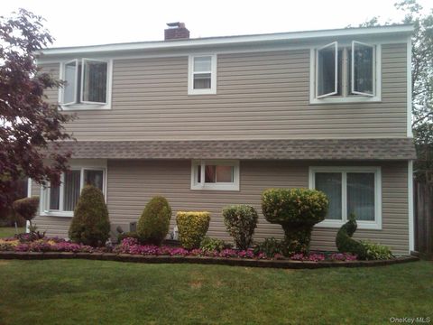 Vacant Land For Sale - 5 Trumpet Lane<br/> Levittown, NY 11756