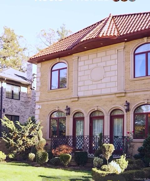 18130 Tudor Road Jamaica NY 11432