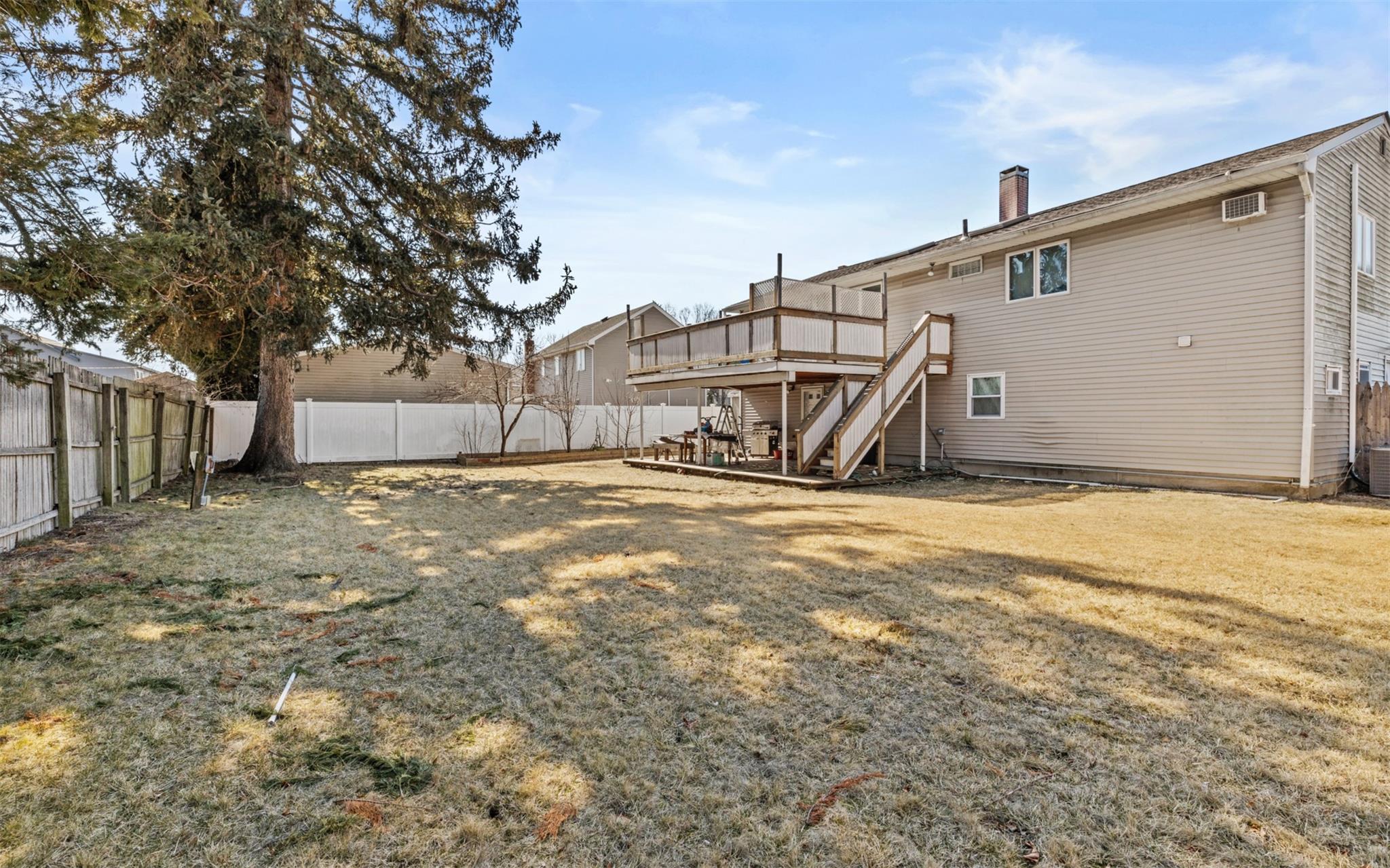 117 Osceola Avenue, Deer Park, New York image 18