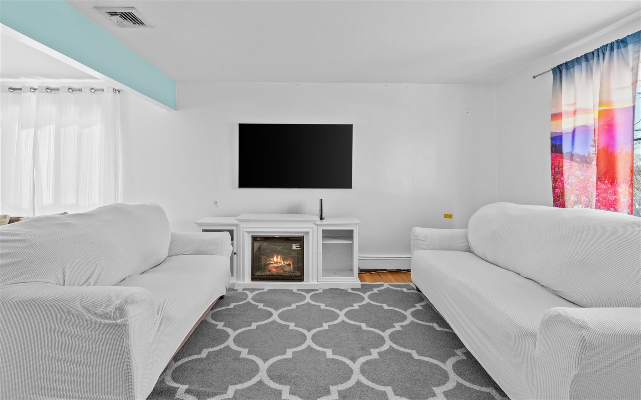 117 Osceola Avenue, Deer Park, New York image 7