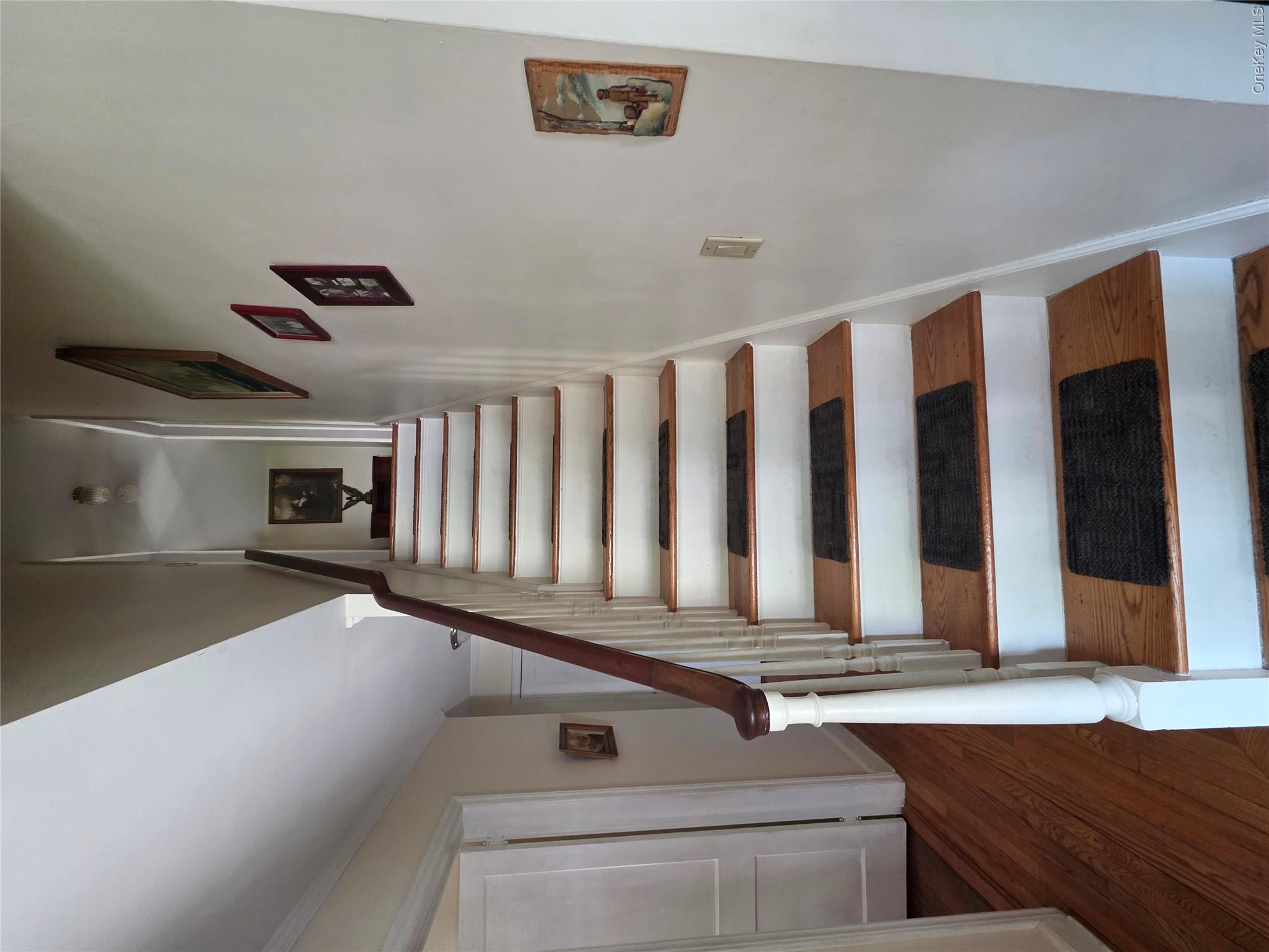 92 Edgewood Avenue