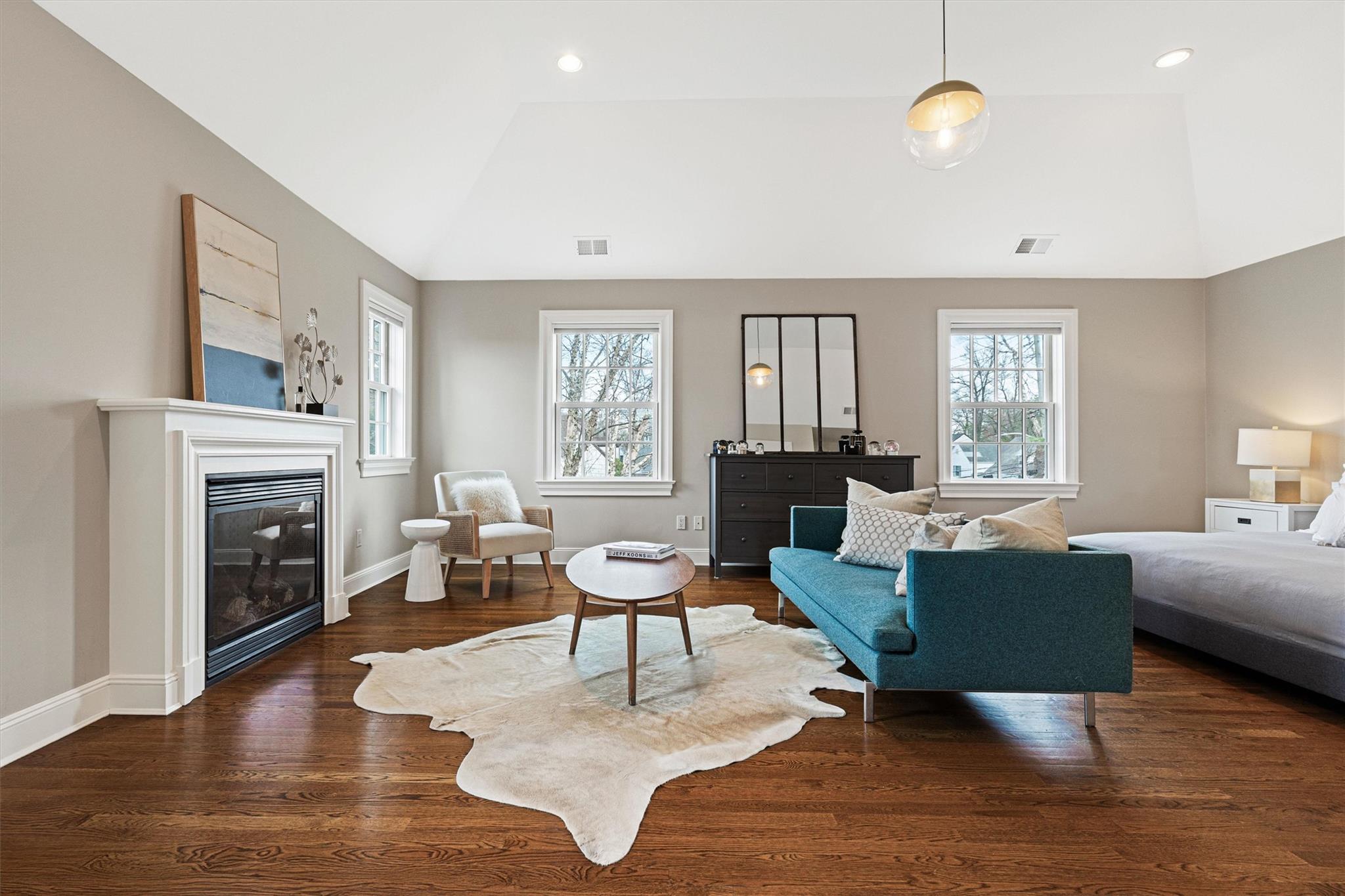 803 Oakwood Road, Mamaroneck, New York image 18