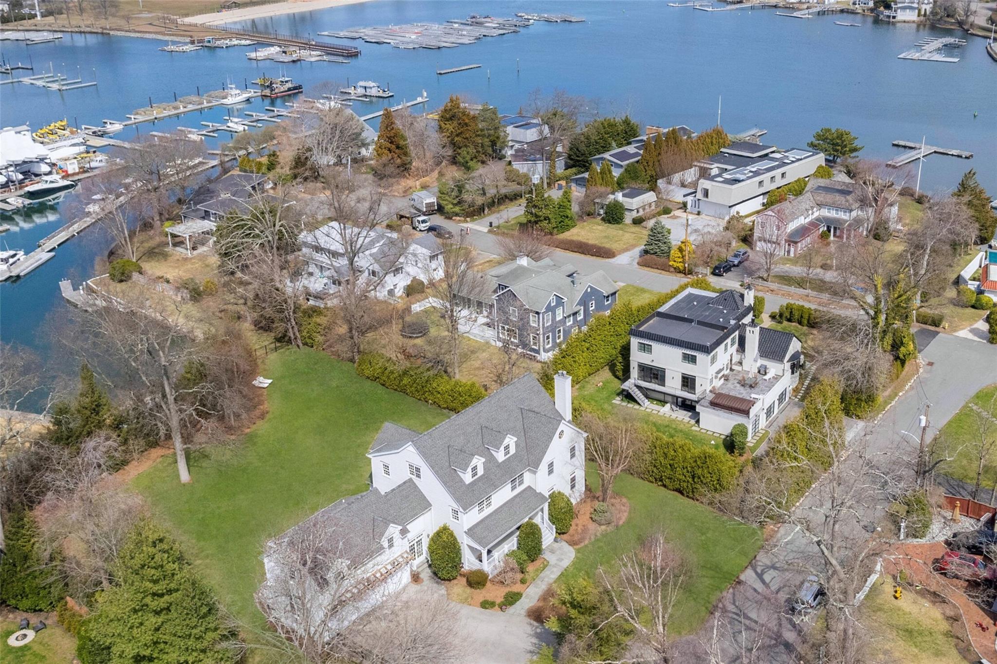 803 Oakwood Road, Mamaroneck, New York image 33