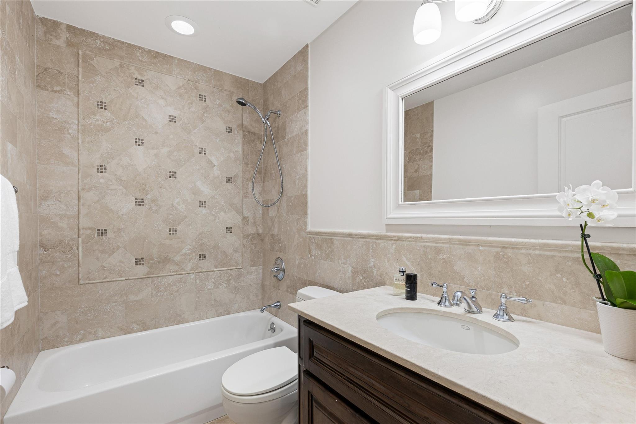803 Oakwood Road, Mamaroneck, New York image 26