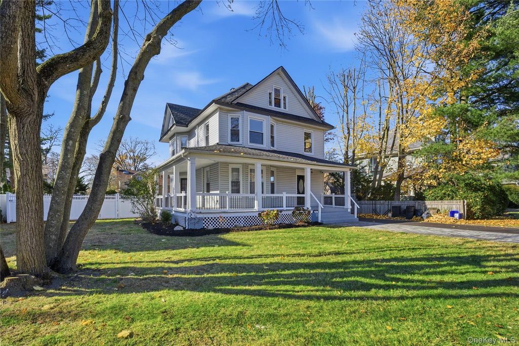 Photo of 161 Wallace Street, Freeport, NY 11520 (MLS # 965103)