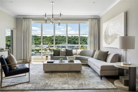 100 Garvies Point Road 1211 Glen Cove NY 11542