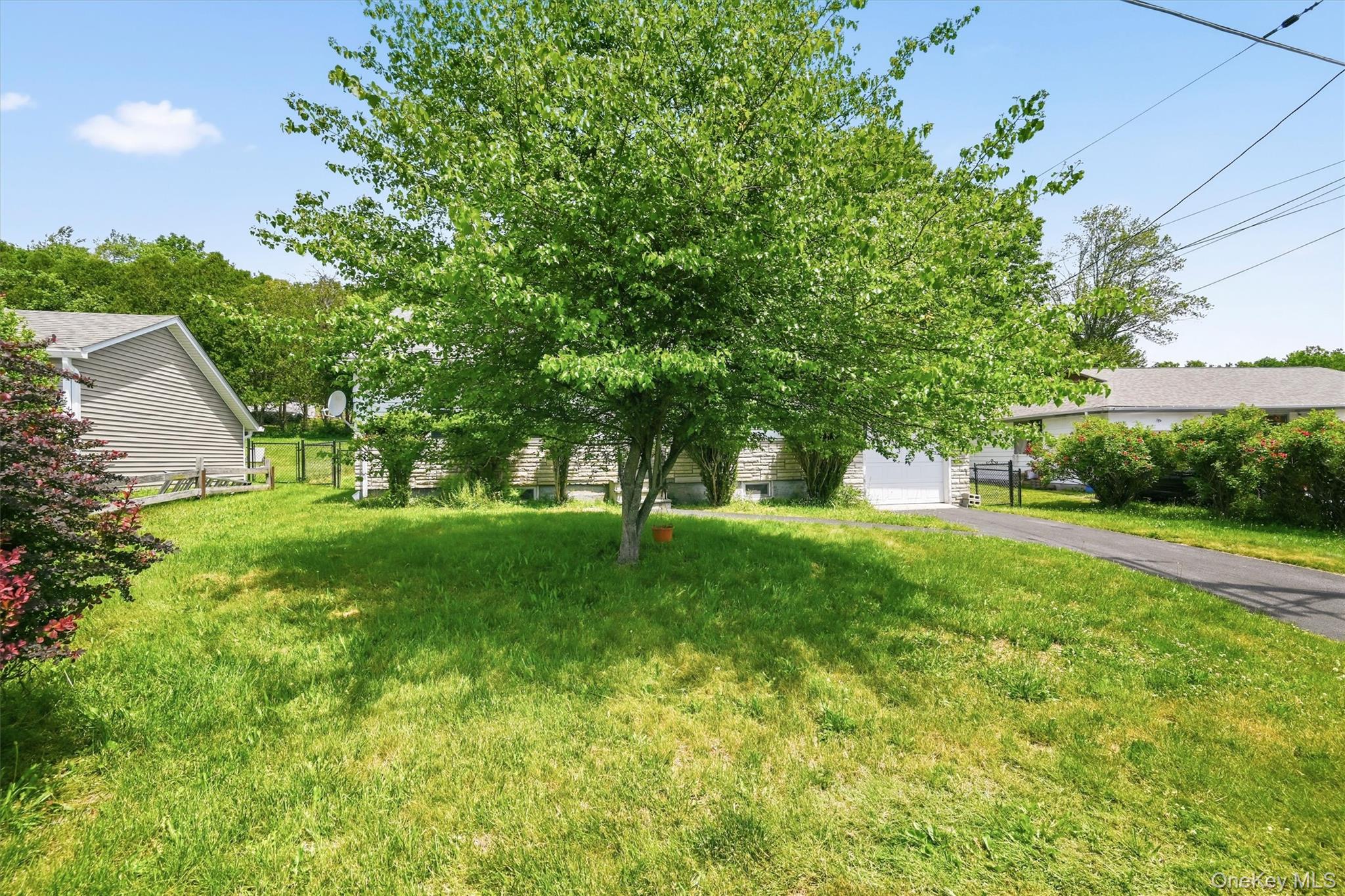 21 Hillside Avenue