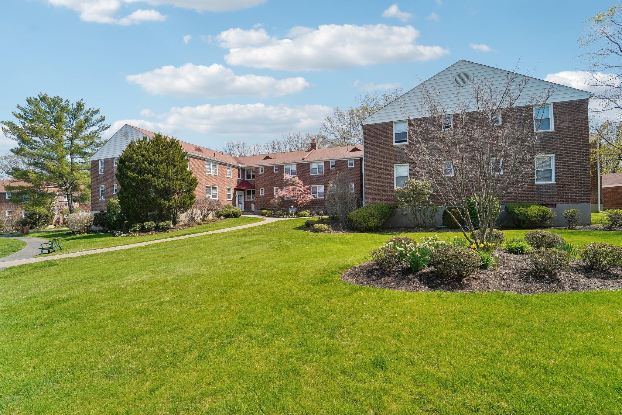 13 Bryant Crescent #2C, White Plains, New York image 26