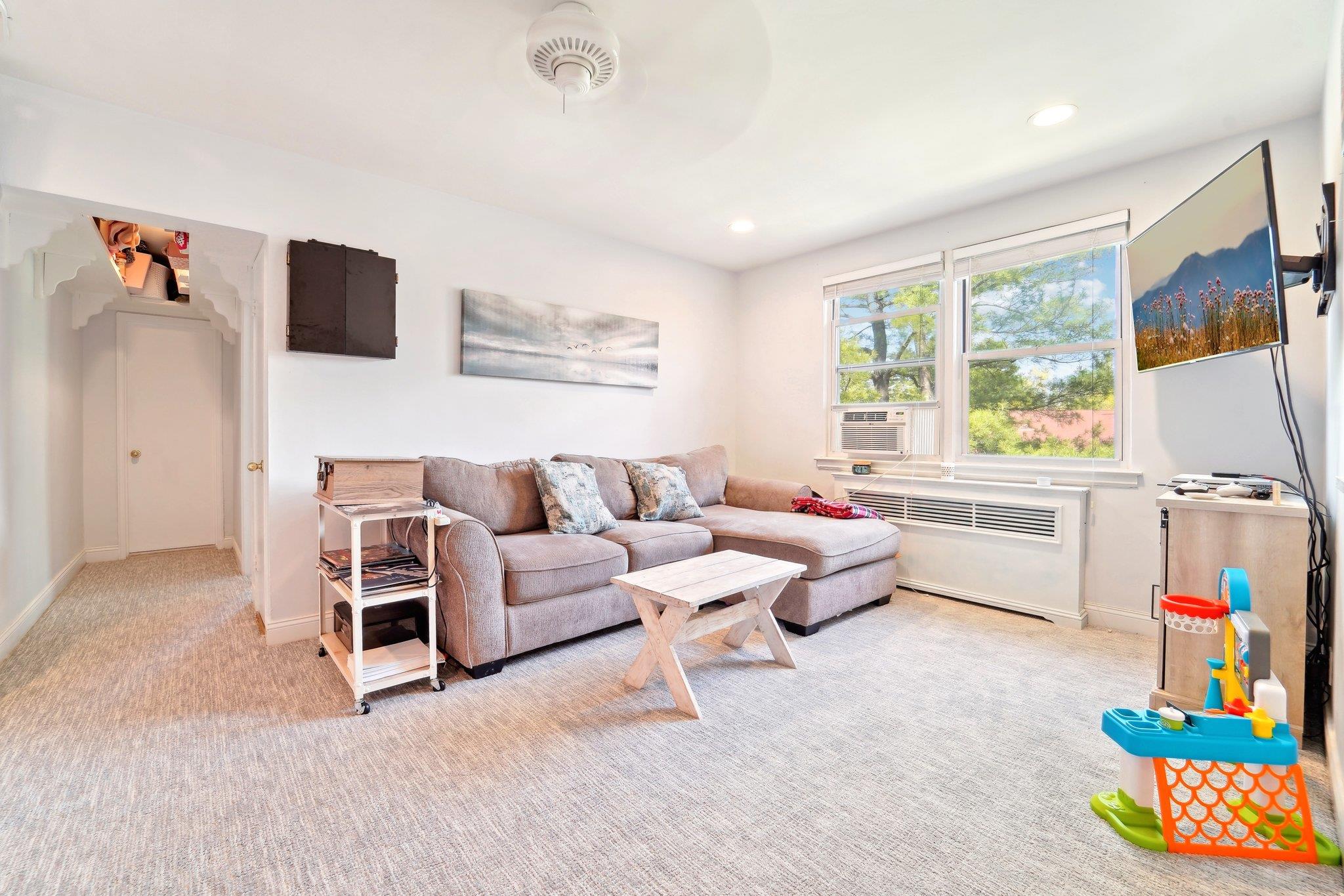 13 Bryant Crescent #2C, White Plains, New York image 10