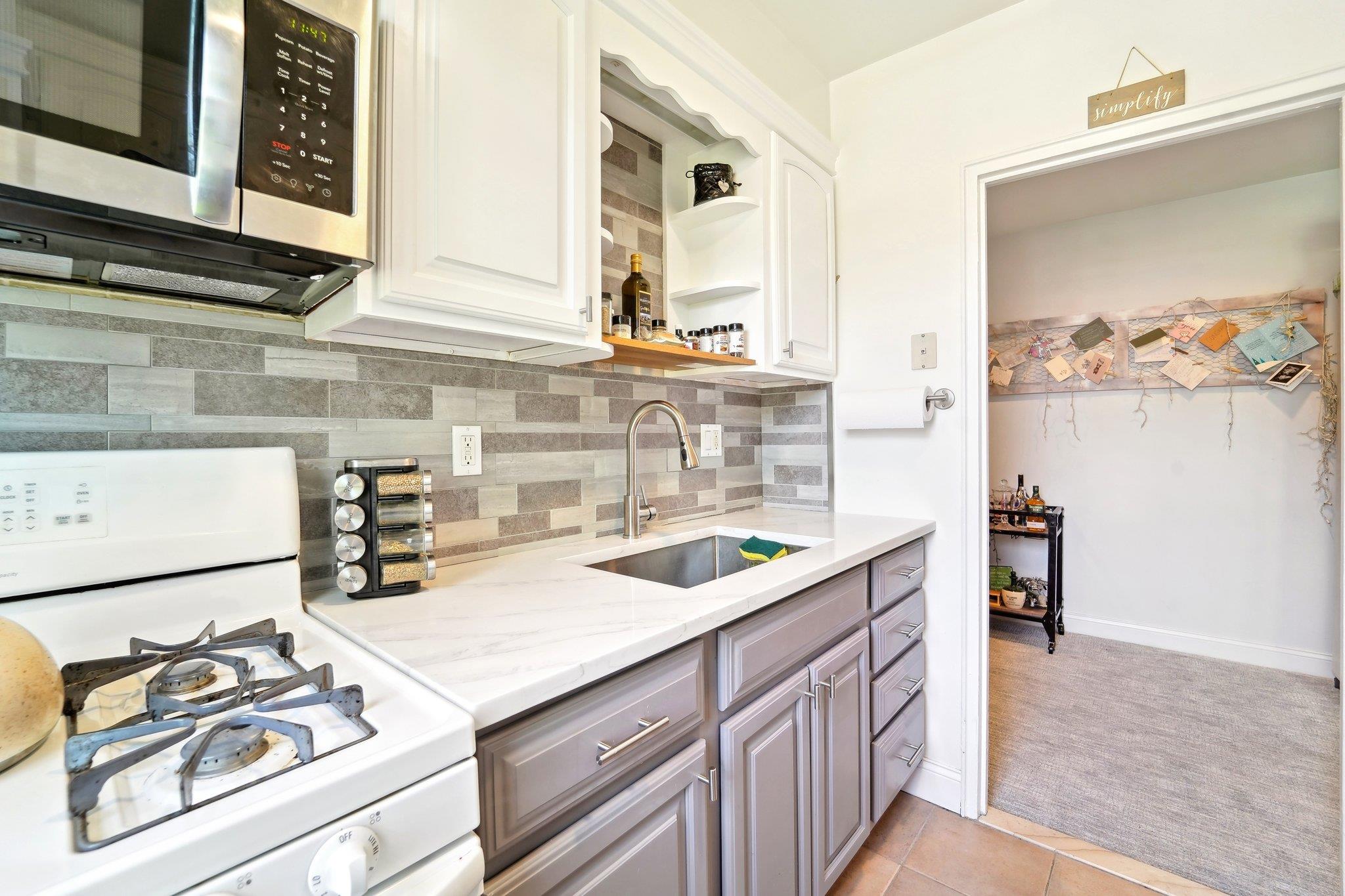 13 Bryant Crescent #2C, White Plains, New York image 16