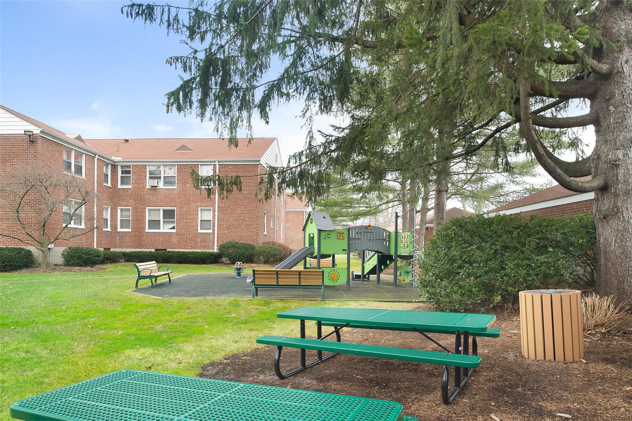 13 Bryant Crescent #2C, White Plains, New York image 34