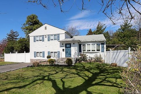 1084 Hicksville Road Seaford NY 11783