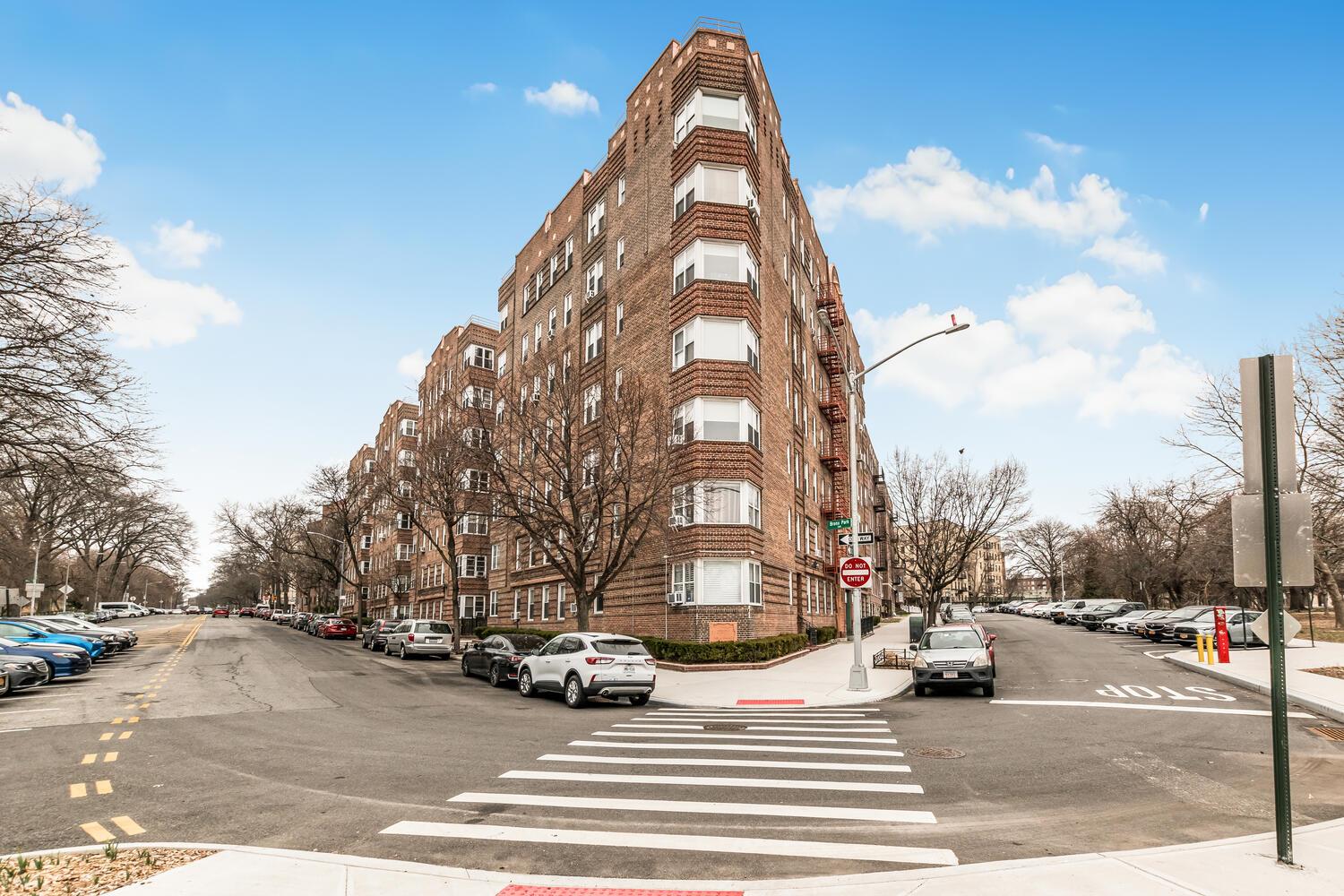 Property for Sale at Pelham Parkway 415, Bronx, New York - Bedrooms: 1 
Bathrooms: 1 
Rooms: 5  - $210,000