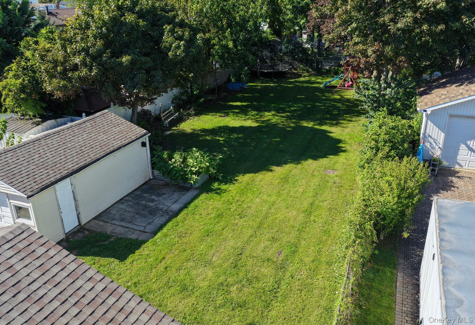 410 10th Street - Photo 3