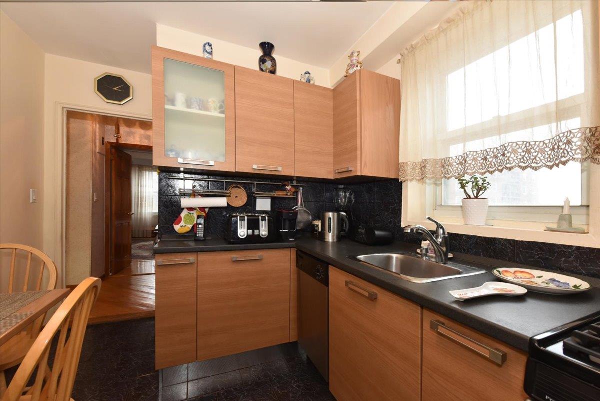 97-07 63 Road #11H, Rego Park, New York image 11