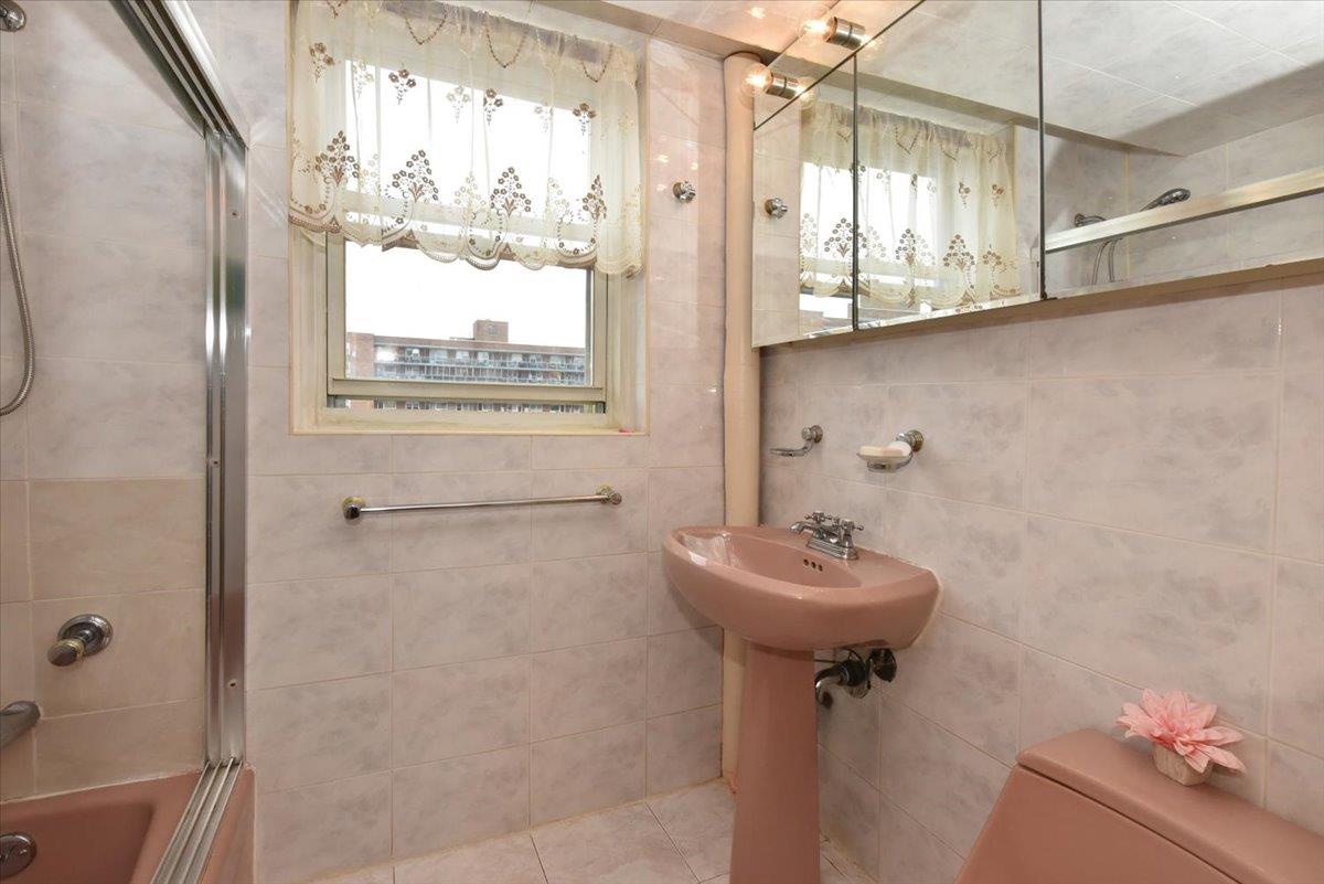 97-07 63 Road #11H, Rego Park, New York image 16