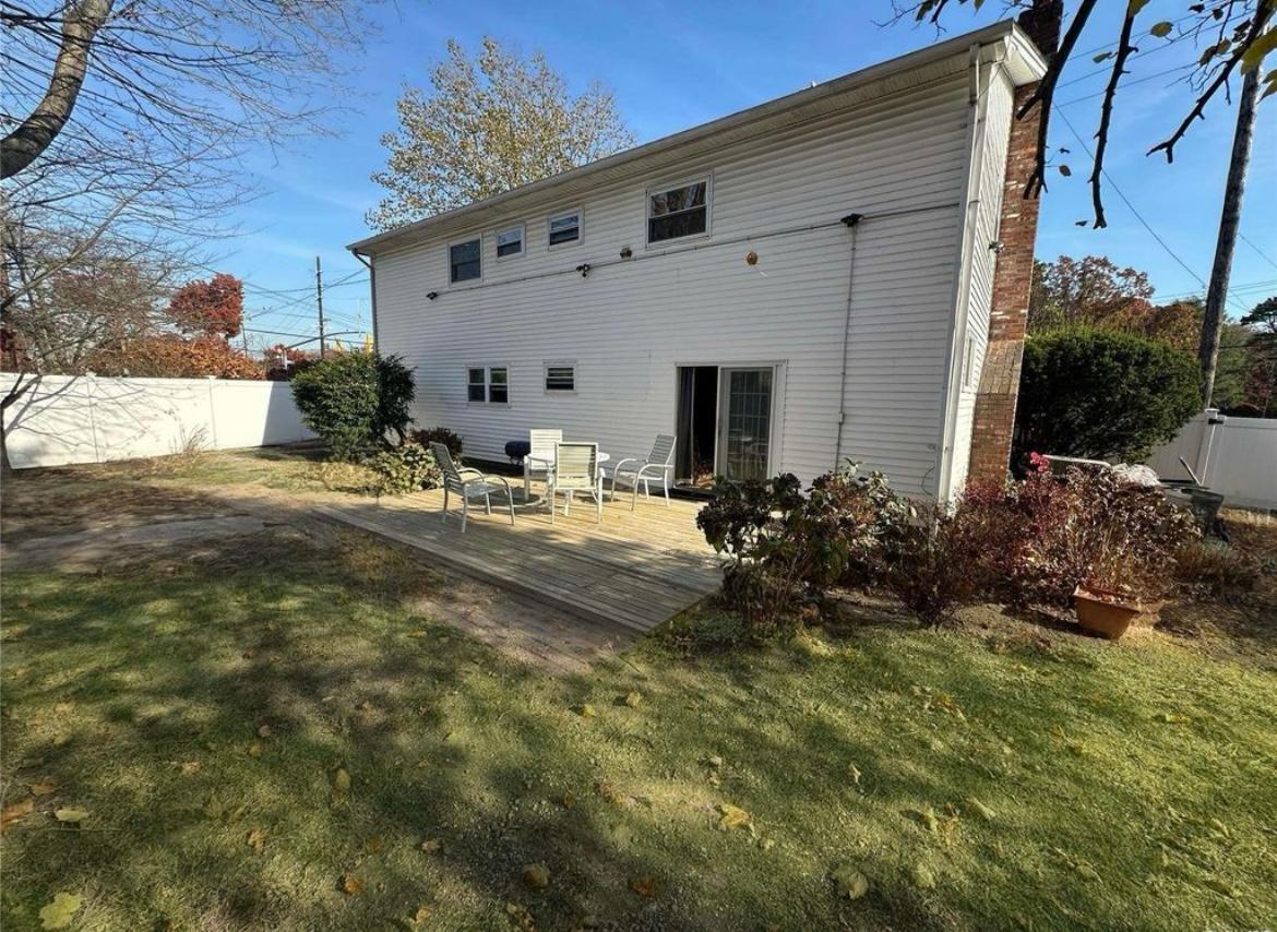 443 Old Country Road, Melville, New York image 28