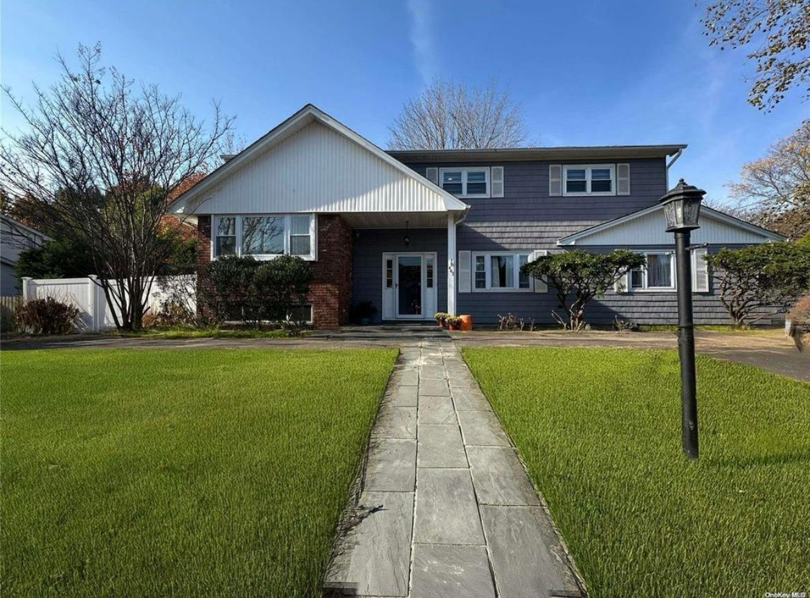 443 Old Country Road, Melville, New York image 1