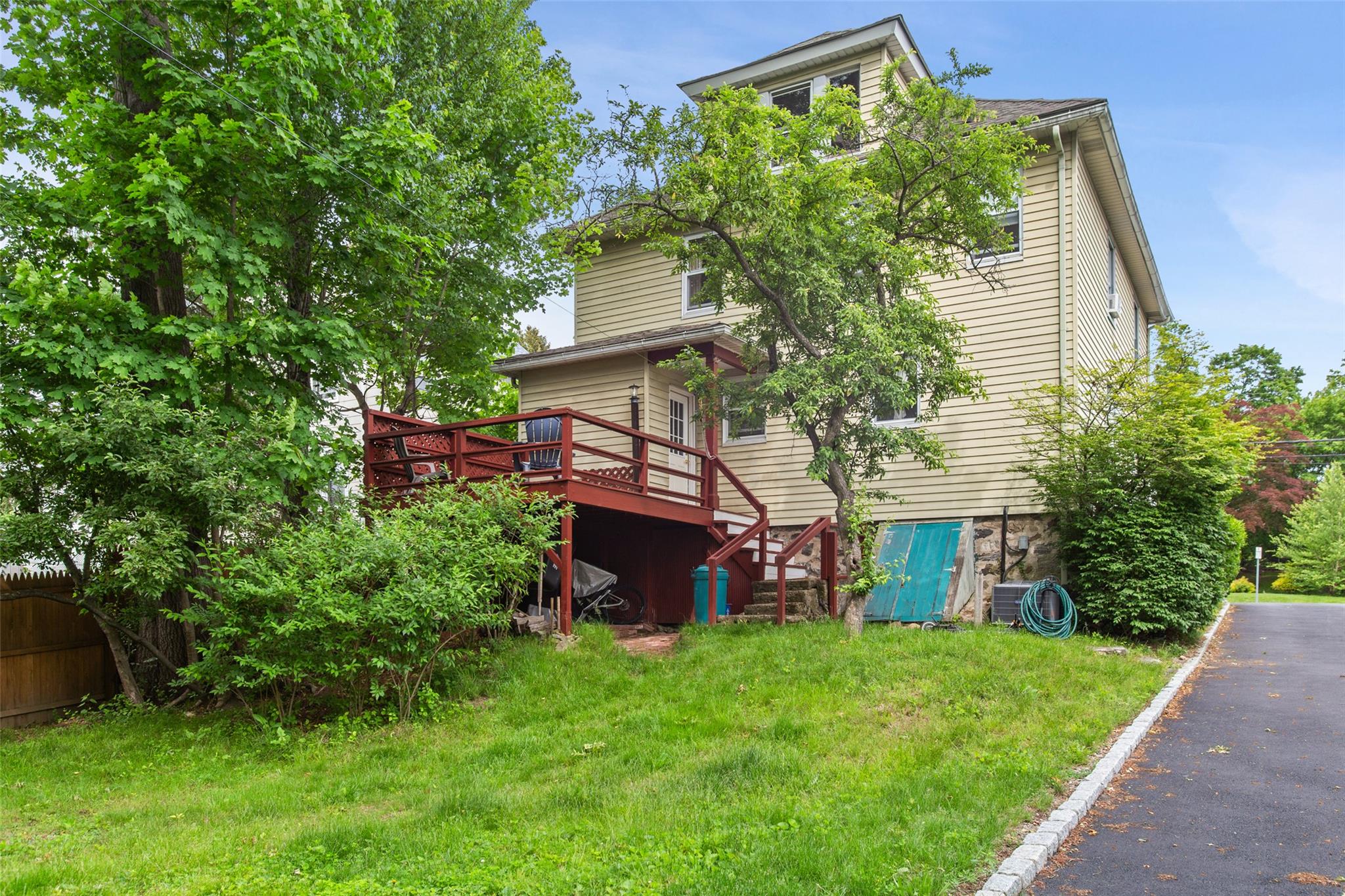 68 Boltis Street, Mount Kisco, New York image 30
