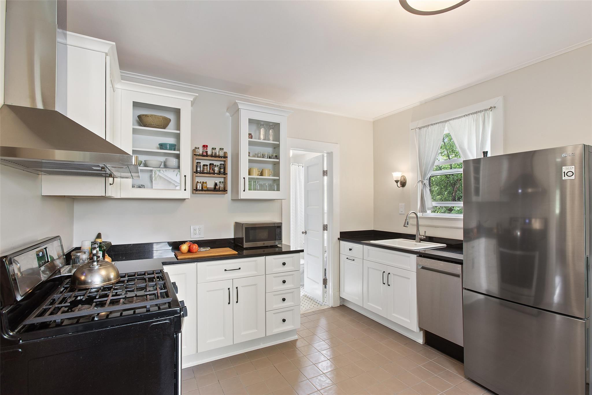 68 Boltis Street, Mount Kisco, New York image 11