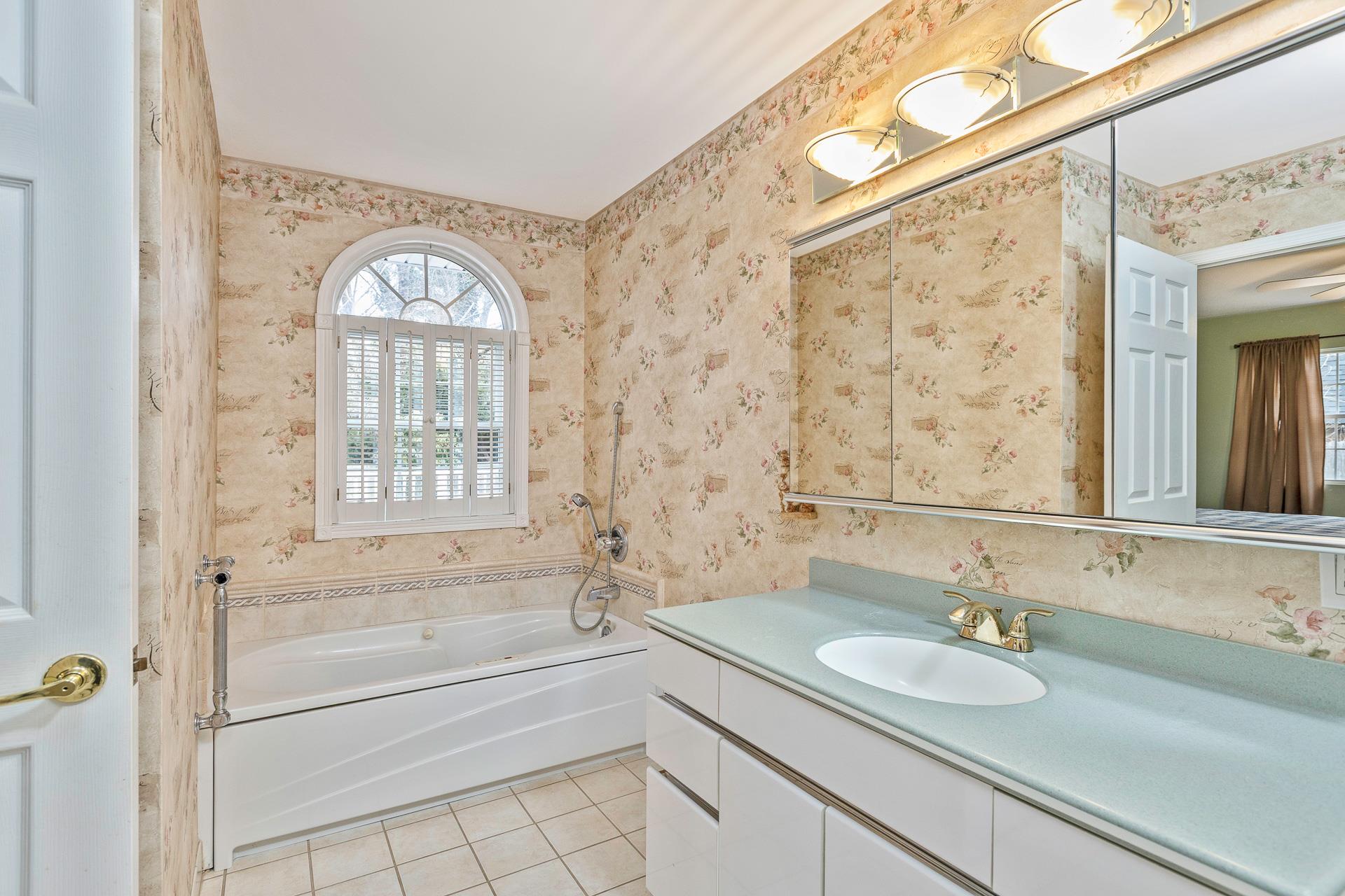 3 Shelbourne Lane, Stony Brook, New York image 24