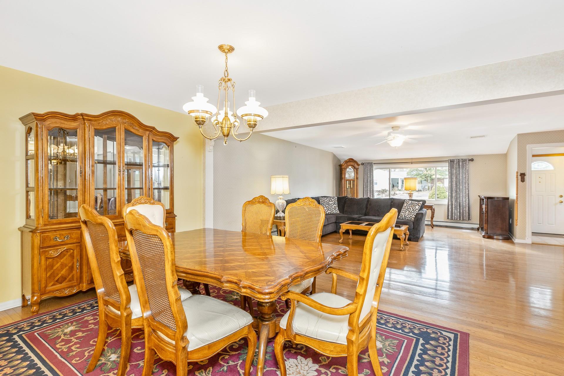 3 Shelbourne Lane, Stony Brook, New York image 18