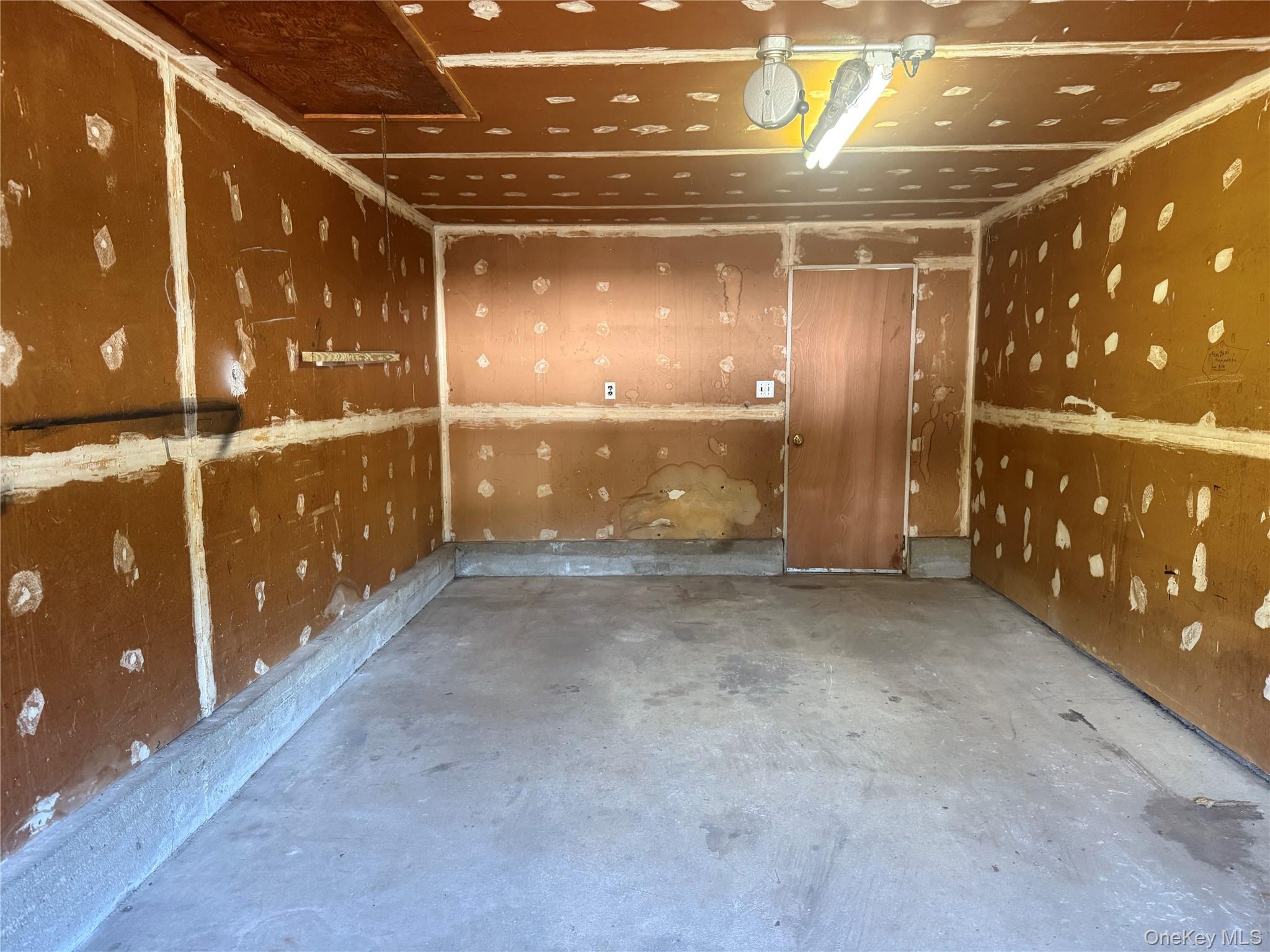 Cedarhurst, New York 11516, United States, 3 Bedrooms Bedrooms, ,3 BathroomsBathrooms,Residential,Pending,24641