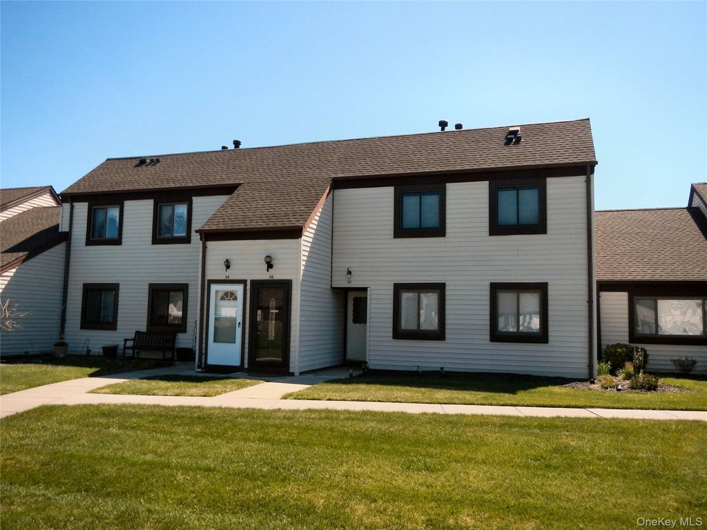 Photo of 55 Gauguin Court #55, Middle Island, NY 11953 (MLS # 983809)